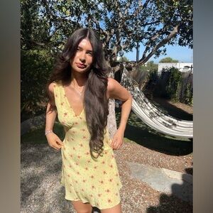 Réalisation Par Isabelli Dress Dainty Yellow Floral.Small